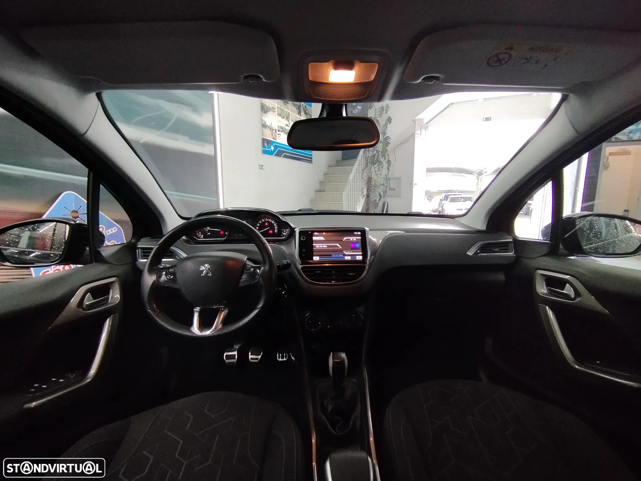 Peugeot 2008 1.4 HDi Active - 14