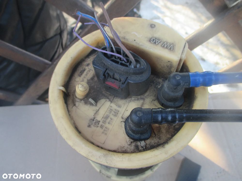 pompka paliwa Caddy 1.9 TDI 2K0919050A - 2