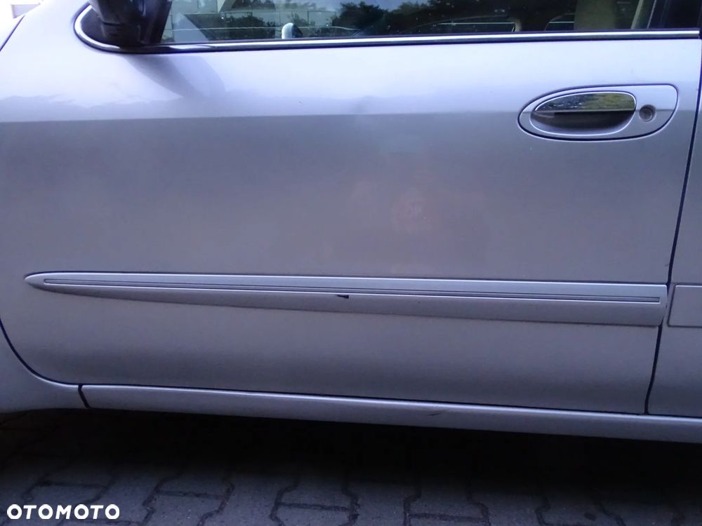 Nissan Maxima 2.0 Comfort - 34