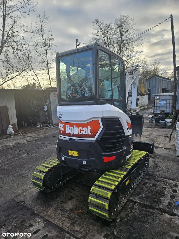 Bobcat e27 - 9
