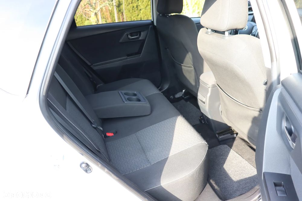 Toyota Auris - 12