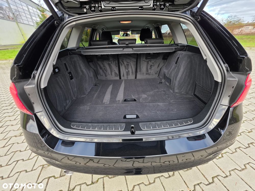 BMW Seria 3 318d Edition Luxury Line Purity - 31