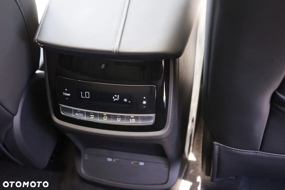 MG S9 1.5T PHEV Premium - 11
