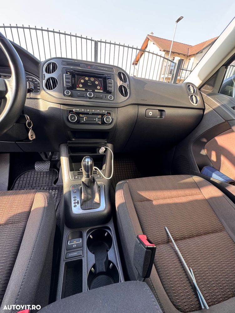 Volkswagen Tiguan 2.0 TDI 4Motion DSG Track & Field - 11
