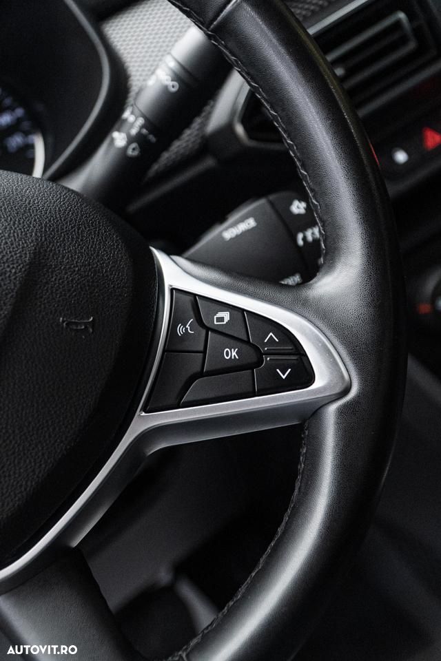 Dacia Logan TCe 90 CVT Journey - 18