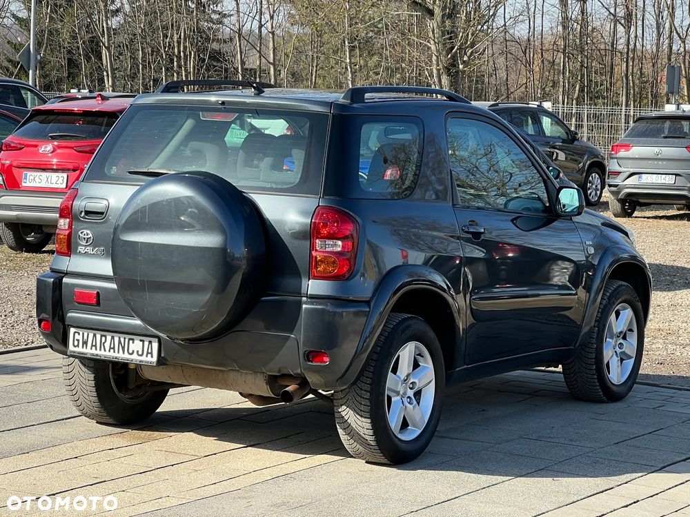 Toyota RAV4 4x4 Edition - 9