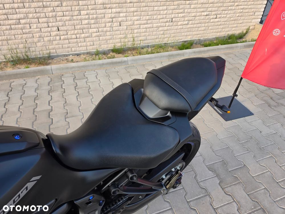 Yamaha MT - 6