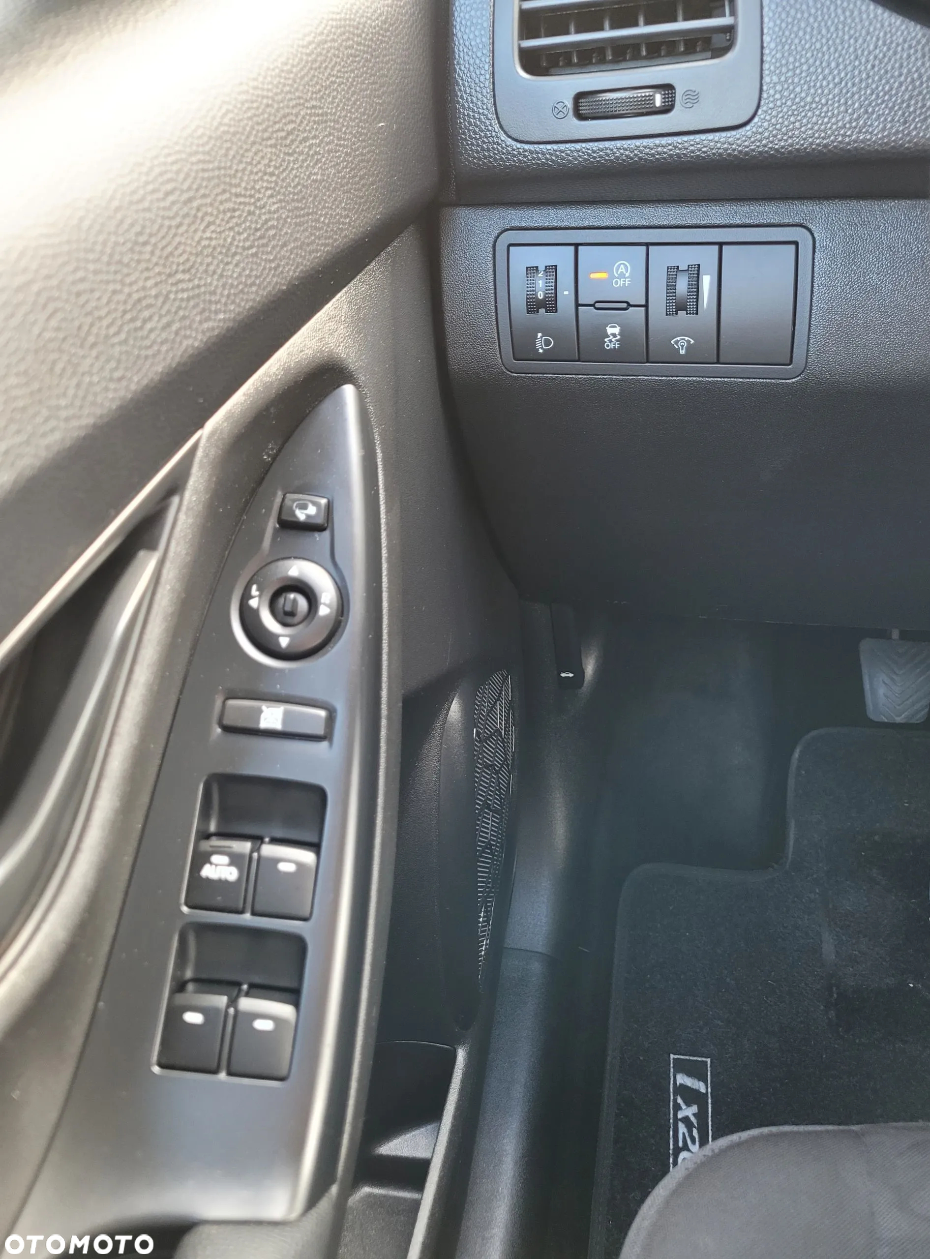 Hyundai ix20 1.6 blue Comfort - 24