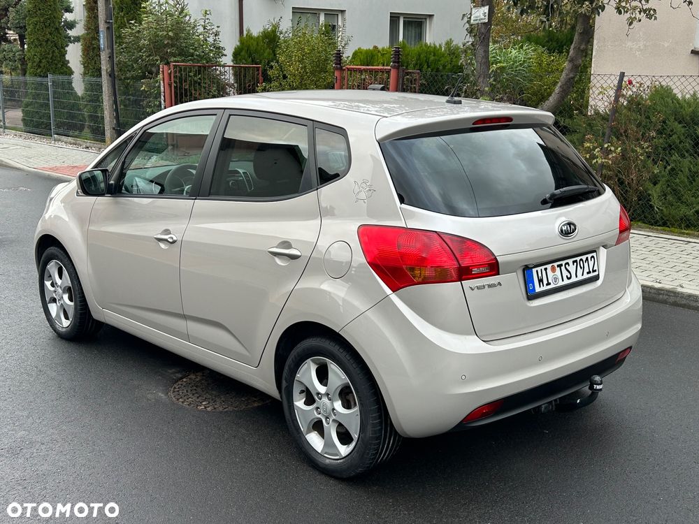 Kia Venga 1.4 L - 4