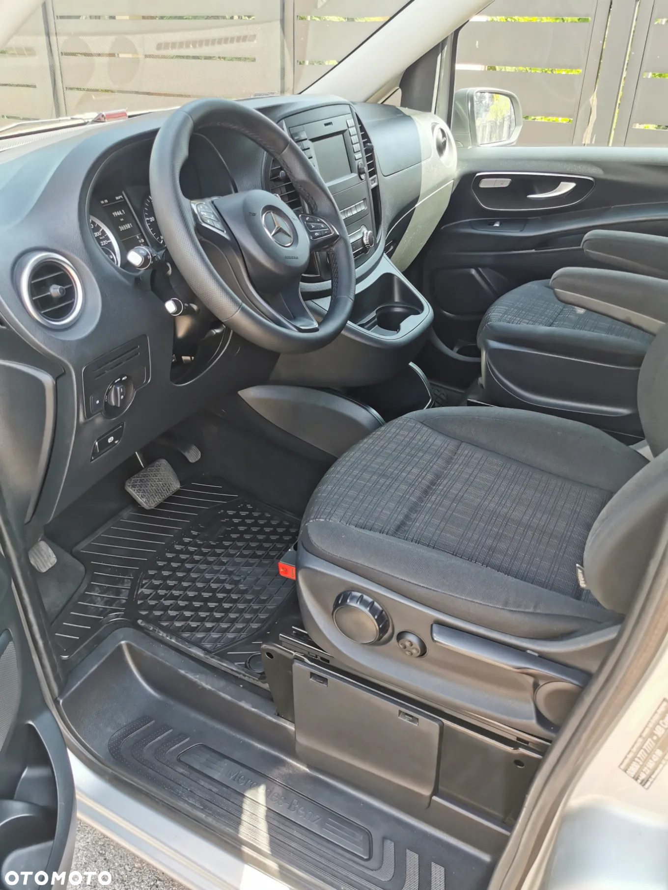 Mercedes-Benz Vito - 10