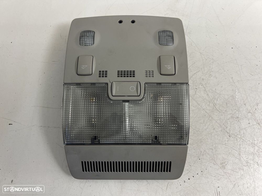 Plafonier AUDI A4 (8E2, B6) 11.00 - 12.04 REF. 8E0947135E - 1