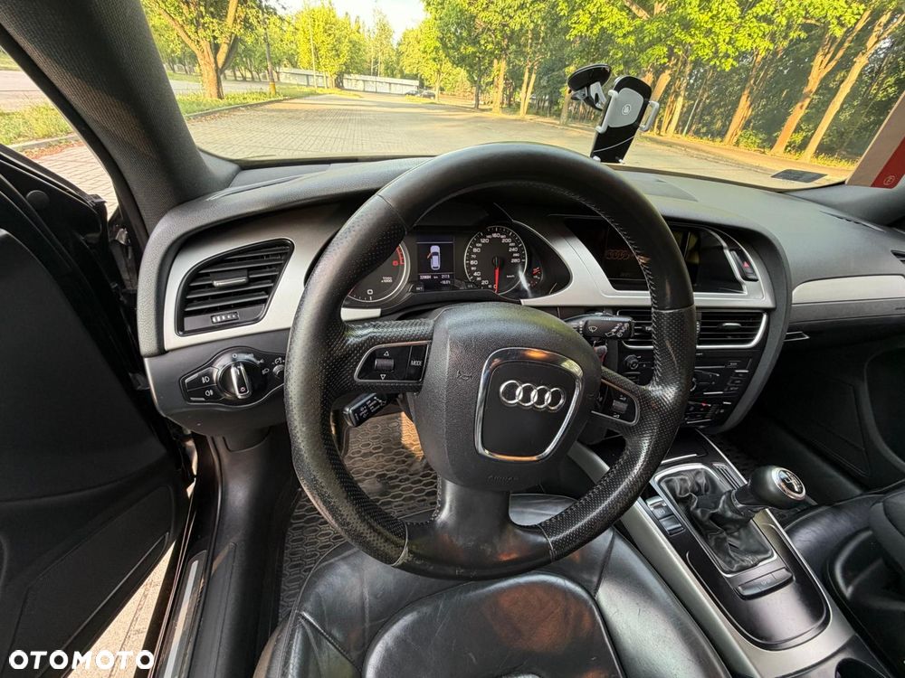 Audi A4 Avant 2.0 TDI DPF - 6