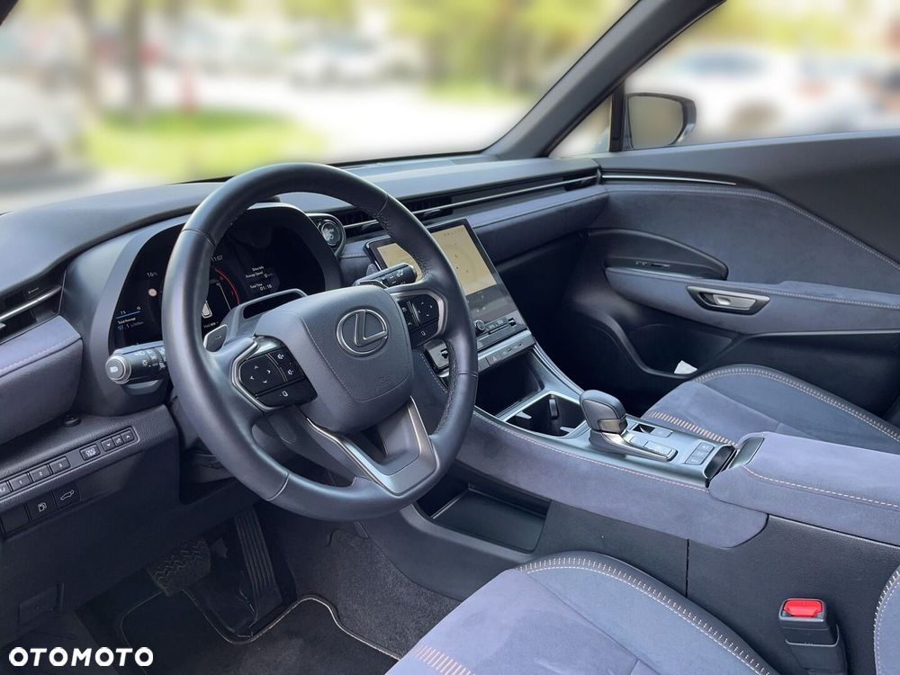 Lexus LBX 1.5 Hybrid Cool - 3