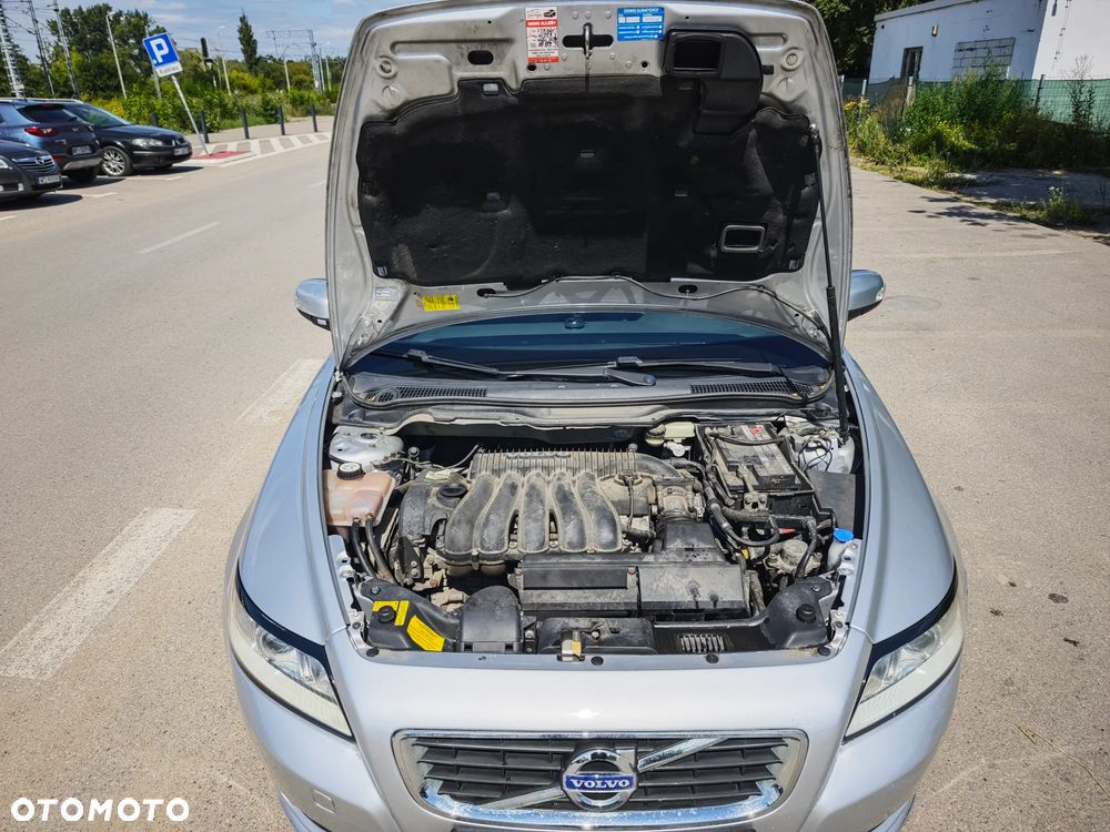 Volvo S40 2.4i - 9