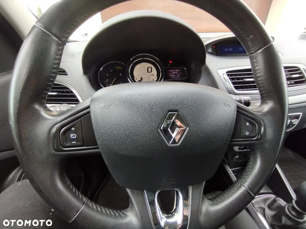 Renault Megane 1.5 dCi Bose Edition - 10