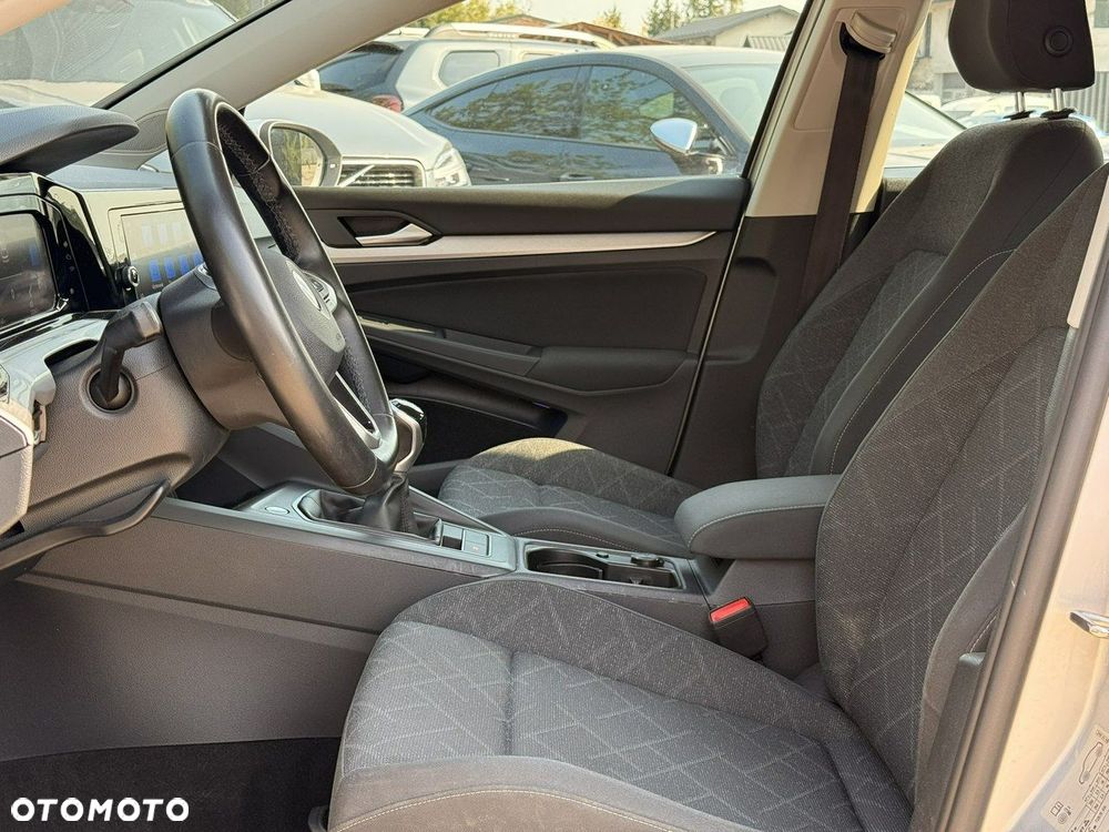 Volkswagen Golf VIII 1.5 TSI EVO Life - 12