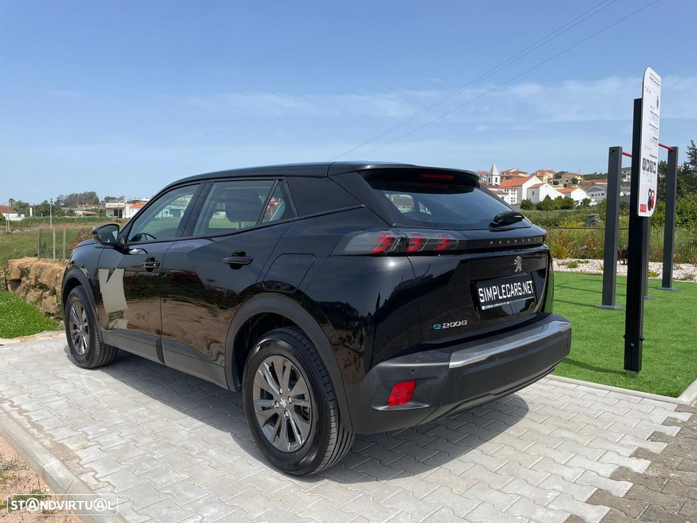 Peugeot e-2008 - 6