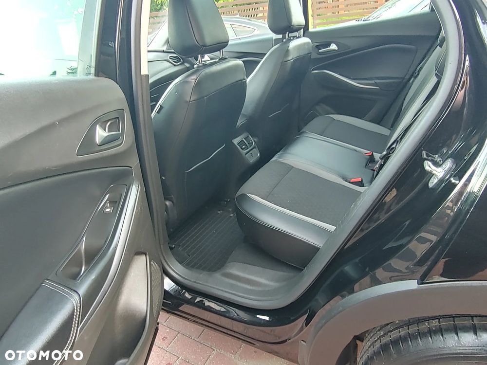 Opel Grandland X 1.2 Start/Stop Automatik Business Edition - 9