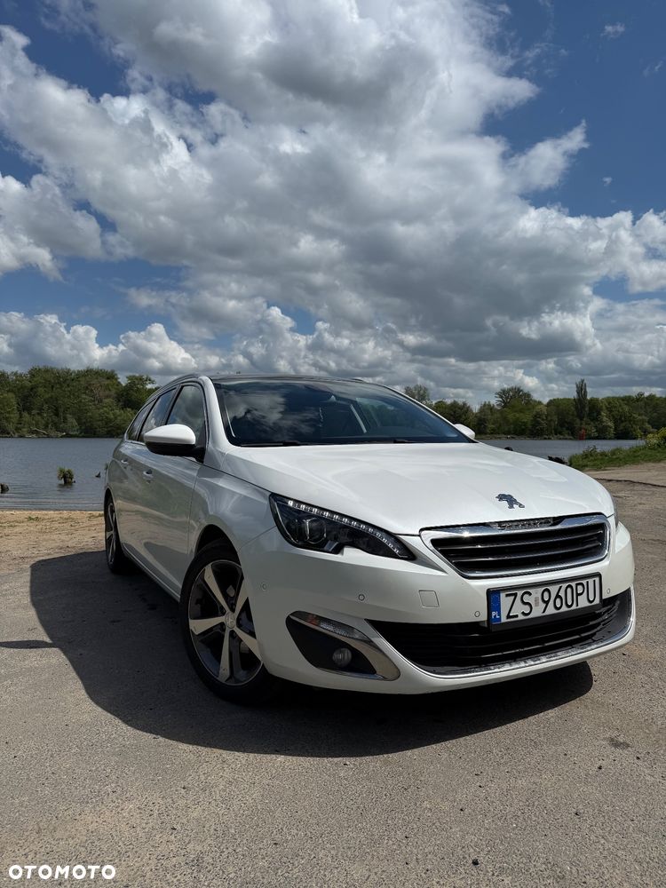 Peugeot 308 1.2 PureTech Allure S&S - 1