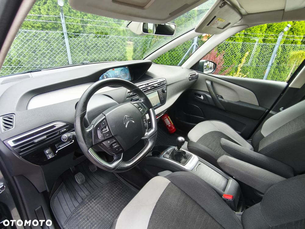 Citroën C4 Grand Picasso e-HDi 115 Exclusive - 16