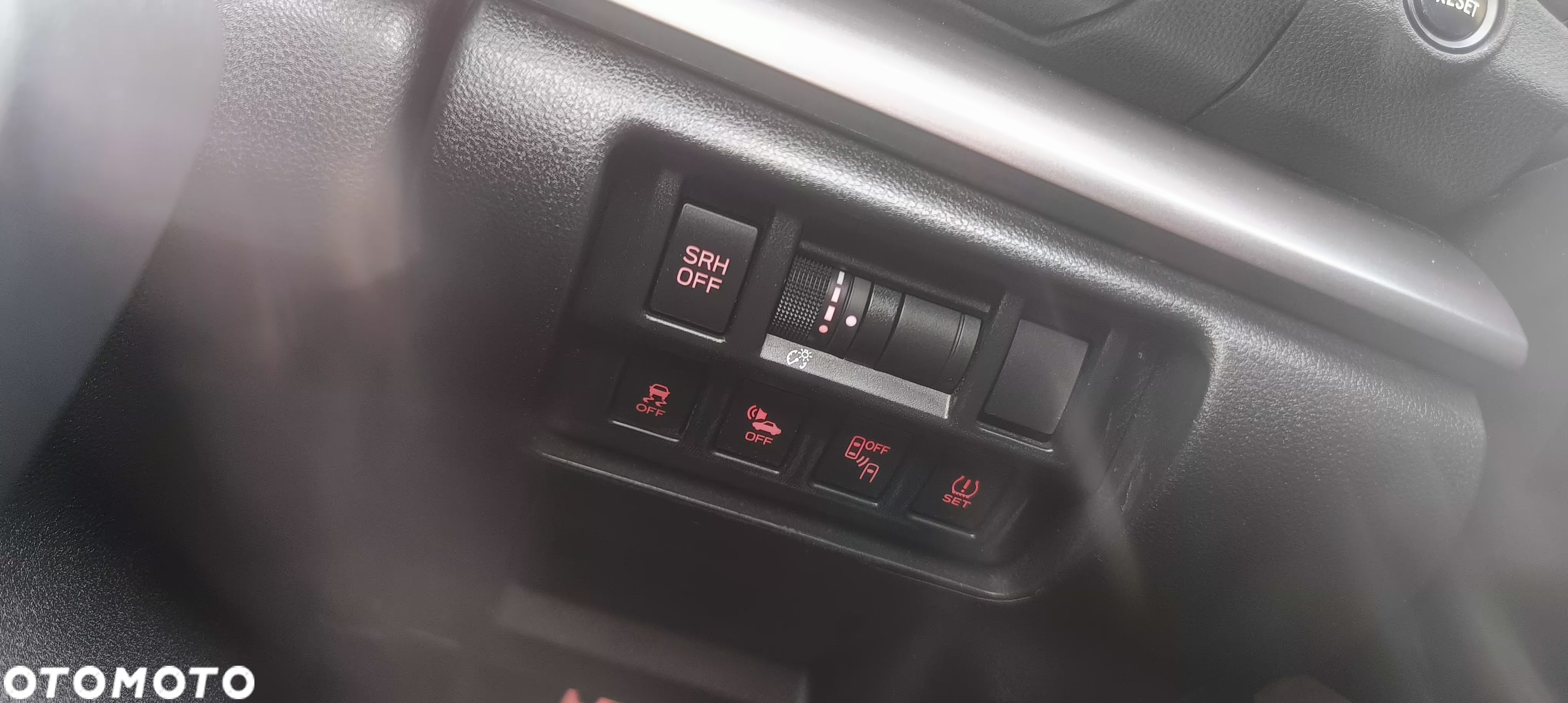 Subaru XV 2.0i-S Exclusive (EyeSight) Lineartronic - 26