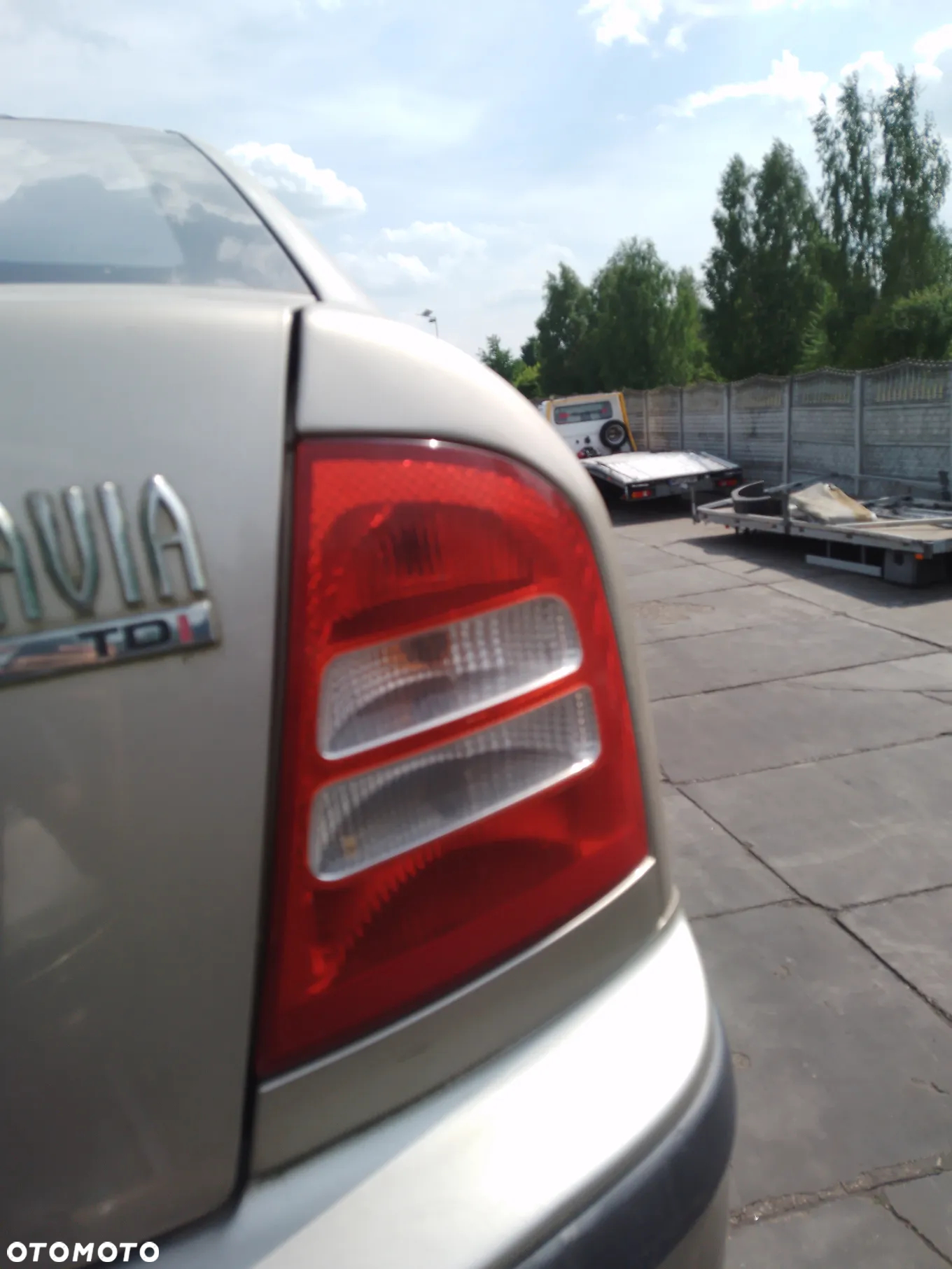 SKODA OCTAVIA I LIFT 00-10  1.9 TDI ASV 9201  SCHOWEK PASAŻERA - 19