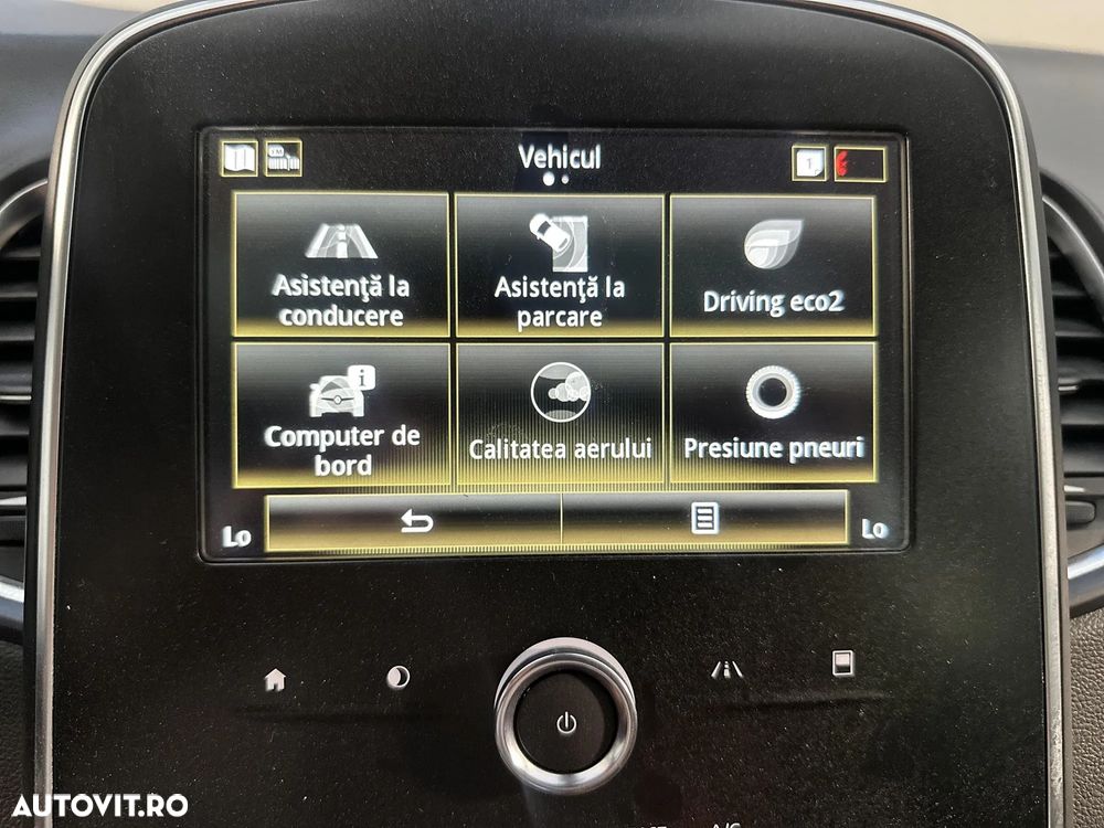 Renault Grand Scenic - 18