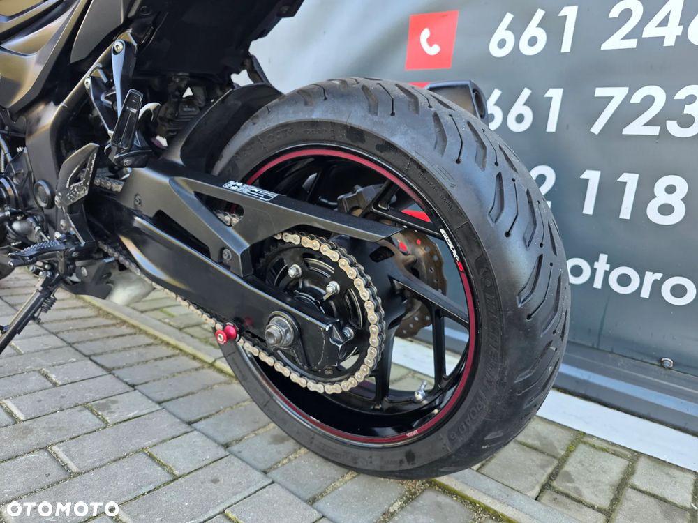 Suzuki GSX - 7