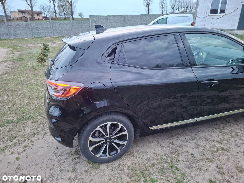 Renault Clio - 6