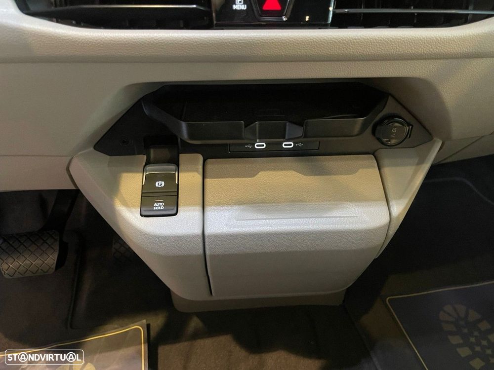 VW Multivan 2.0 TDI BM Comfortline DSG - 19