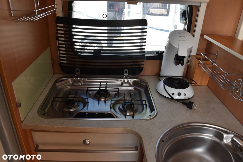 Ford CHAUSSON FLASH 22 - 33