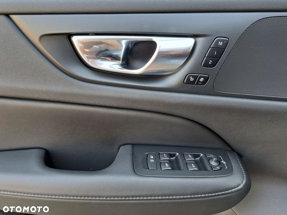Volvo V60 - 25