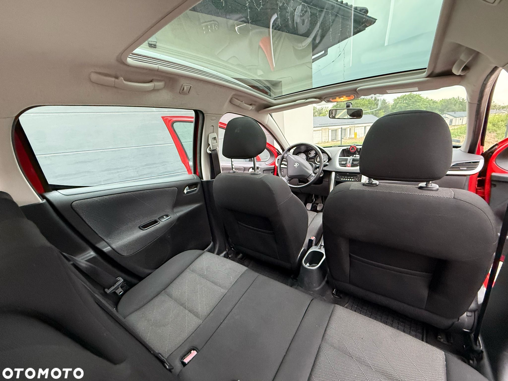 Peugeot 207 - 11
