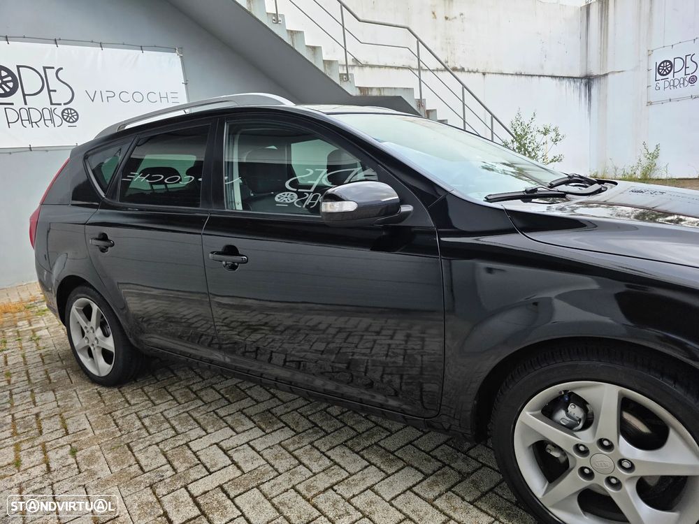 Kia Ceed SW 1.6 CRDi EX ISG - 20