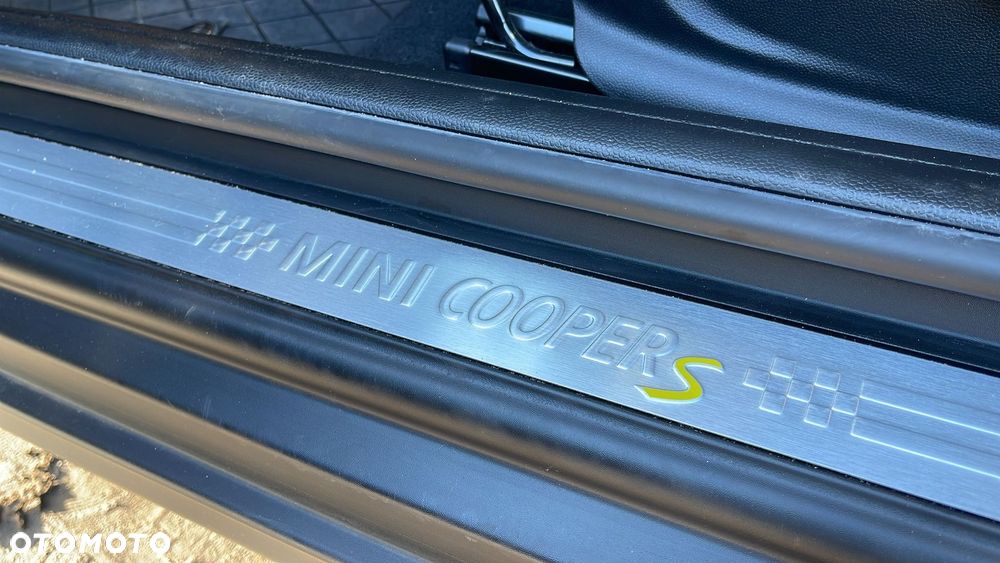 MINI Cooper SE Yours Trim - 16