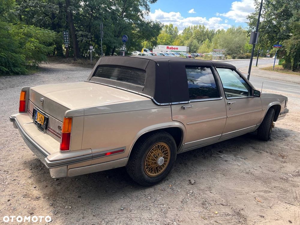 Cadillac Fleetwood 4.5 Sixty Special - 3