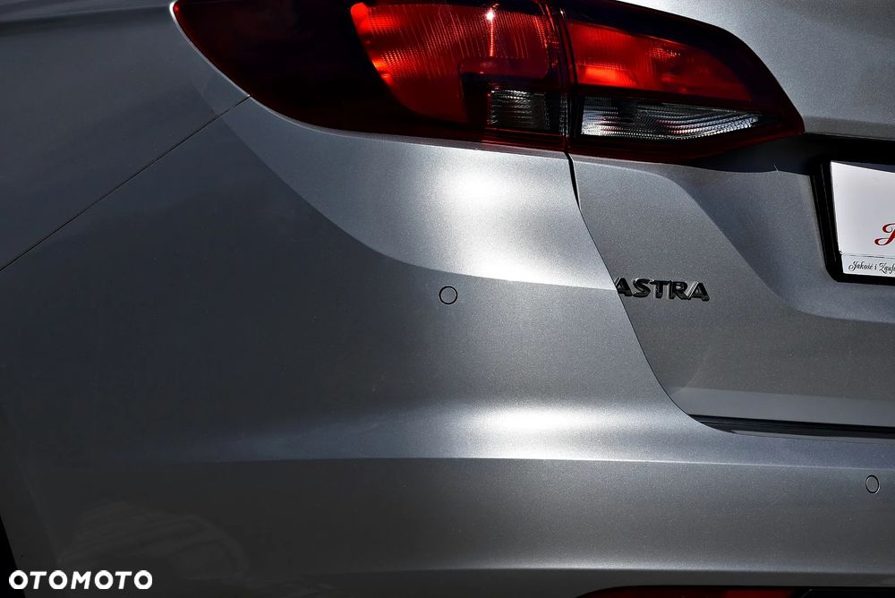 Opel Astra 1.6 CDTI Enjoy S&S - 12