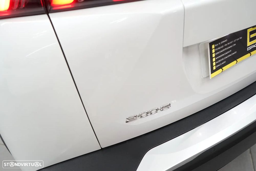 Peugeot 2008 1.2 PureTech Allure Pack EAT8 - 16