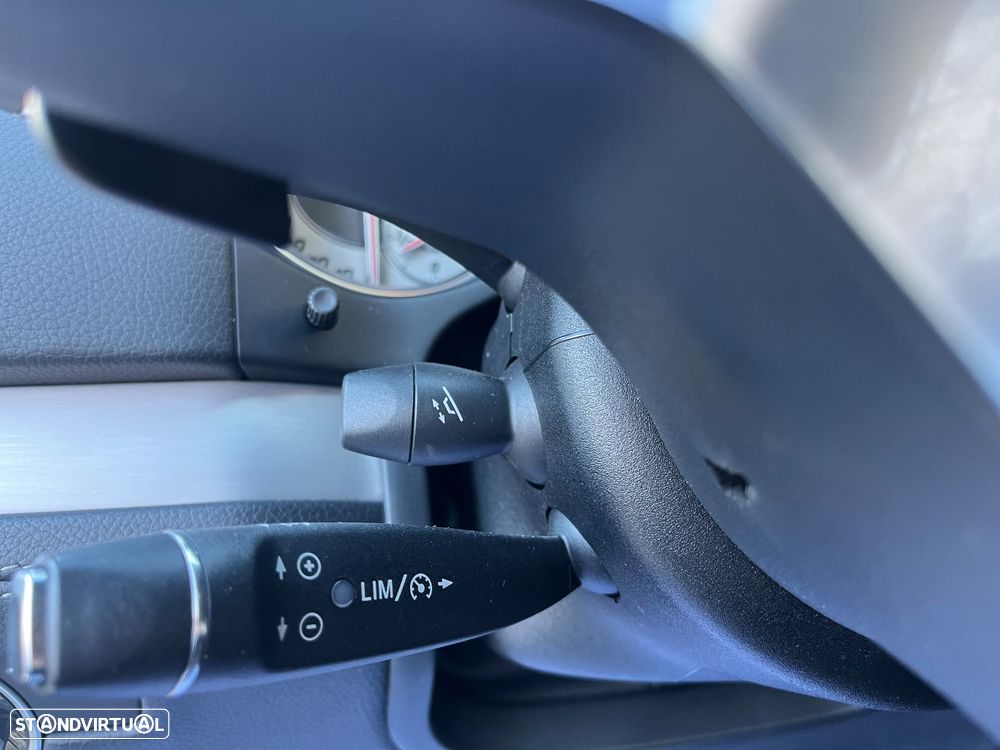 Mercedes-Benz SL 350 Standard - 26