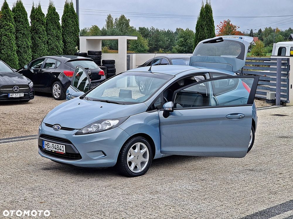Ford Fiesta 1.25 Champions Edition - 12