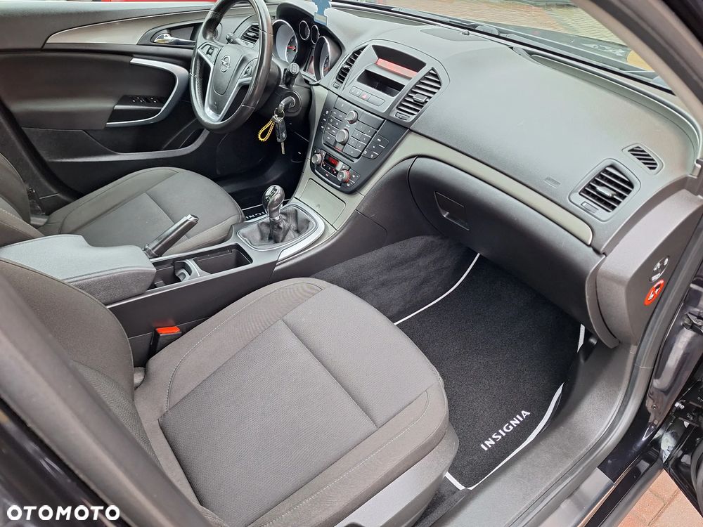 Opel Insignia 1.8 Cosmo - 32