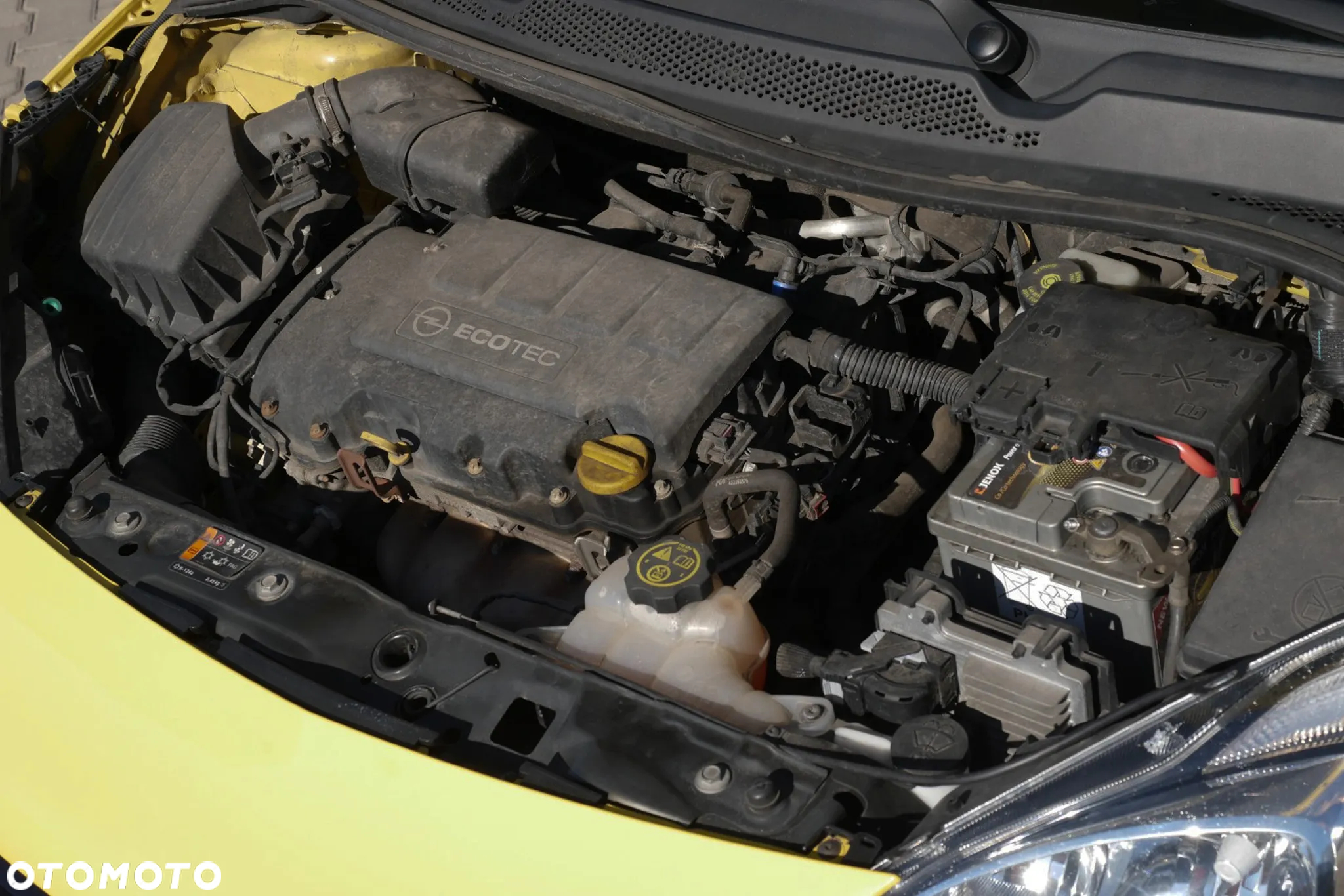 Opel Adam 1.4 Rocks - 25