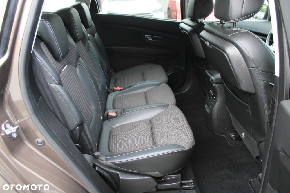 Renault Scenic - 26