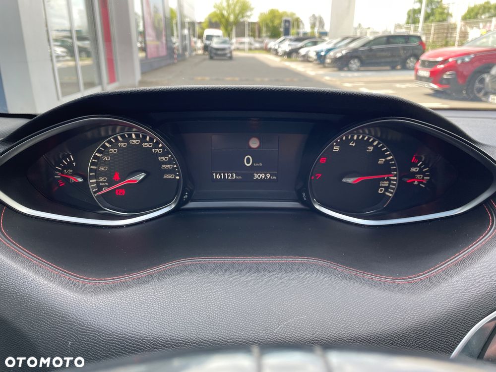 Peugeot 308 1.6 e-THP GT S&S - 14