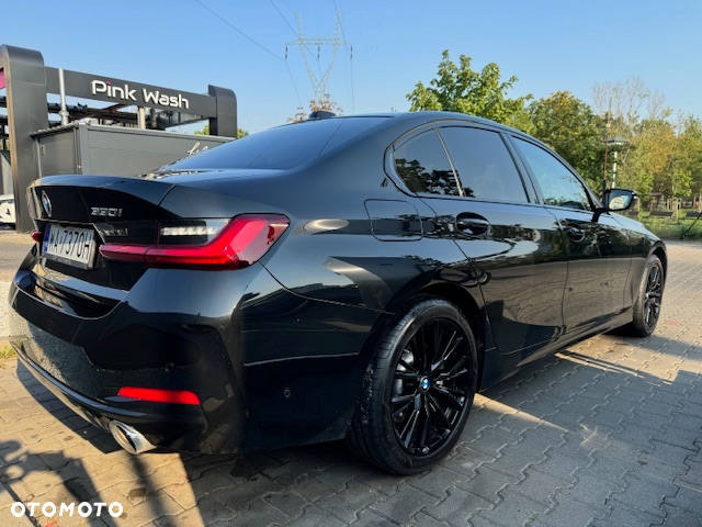 BMW Seria 3 330i xDrive - 7
