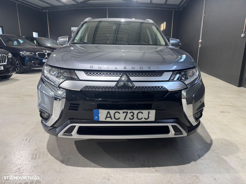 Mitsubishi Outlander 2.0 Kaiteki CVT - 3