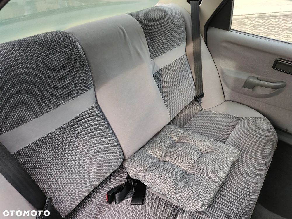 Ford Sierra 1.6 CL - 14