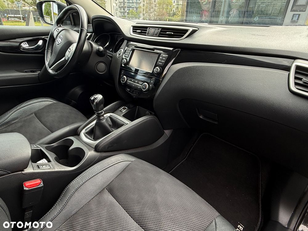 Nissan Qashqai 1.5 dCi Tekna - 11
