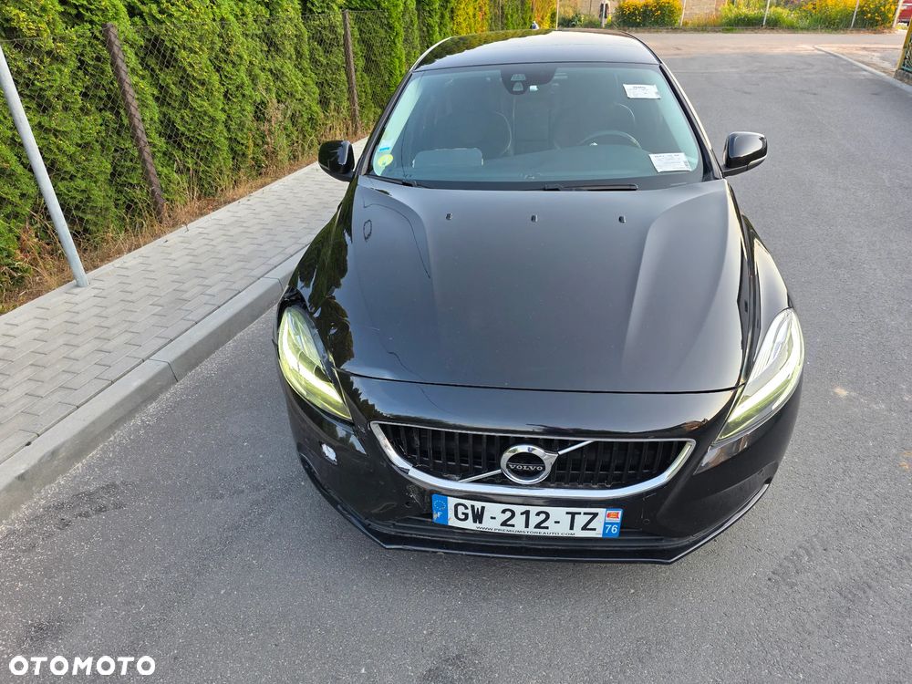 Volvo V40 D2 Geartronic Linje Svart - 2