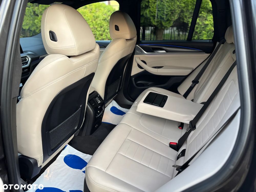 BMW X3 xDrive20d M Sport Edition - 20
